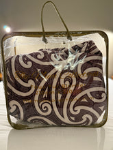 Load image into Gallery viewer, ADULT FAUX FUR BLANKETS 210cm x 210cm