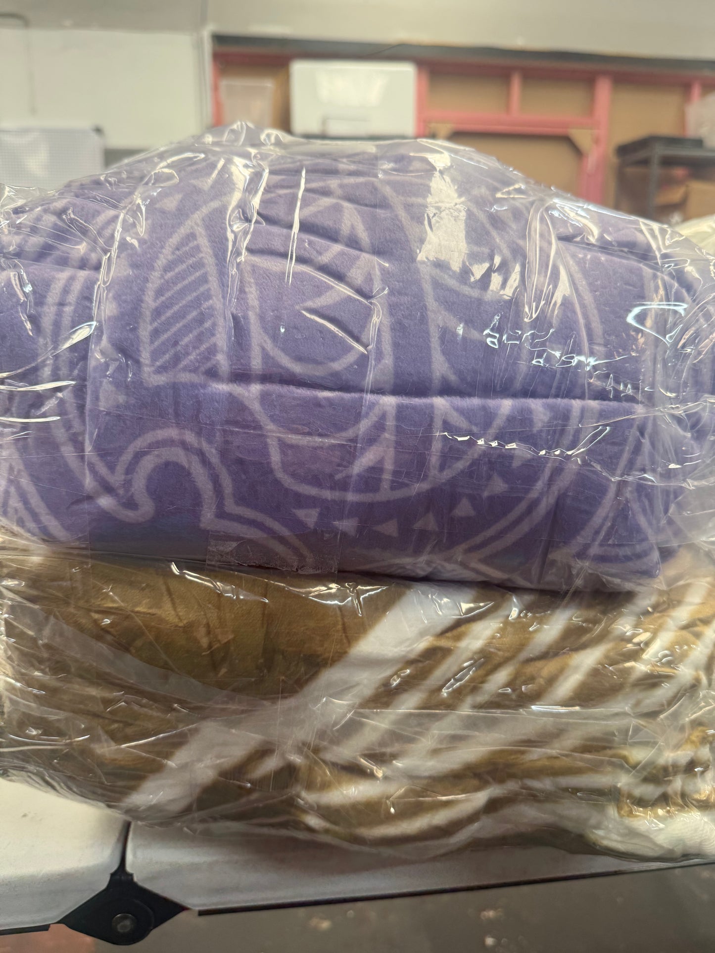 Faux Fur Blanket and pillowcase + Sherpa Blanket & 5 pillowcases