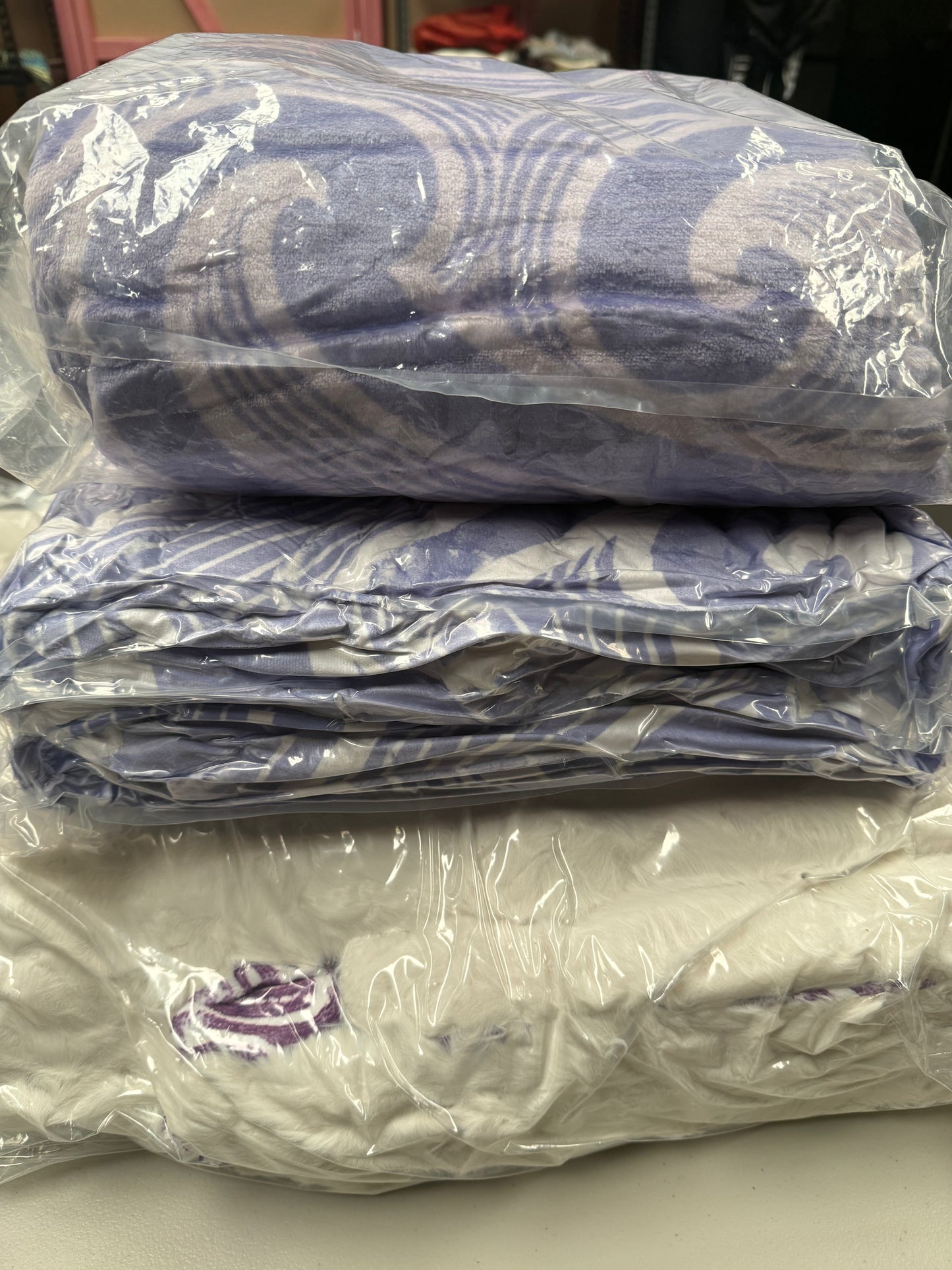 Purple blanket set